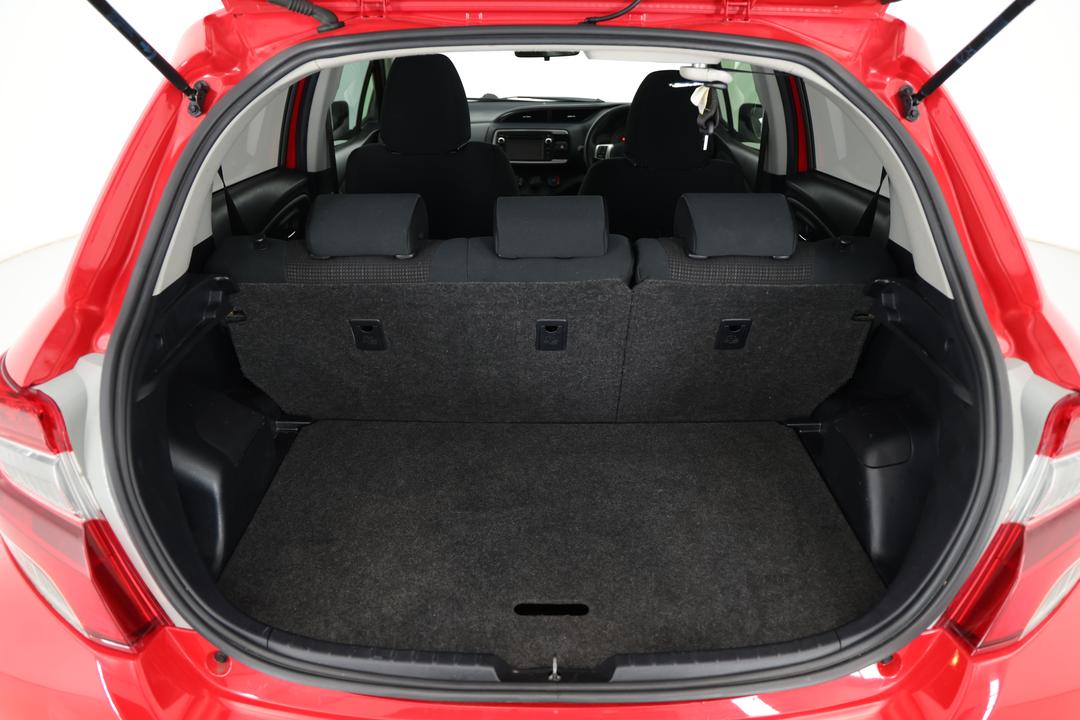 2016 Toyota Yaris Sx, Automatic, 70267 km, Boot Inside View