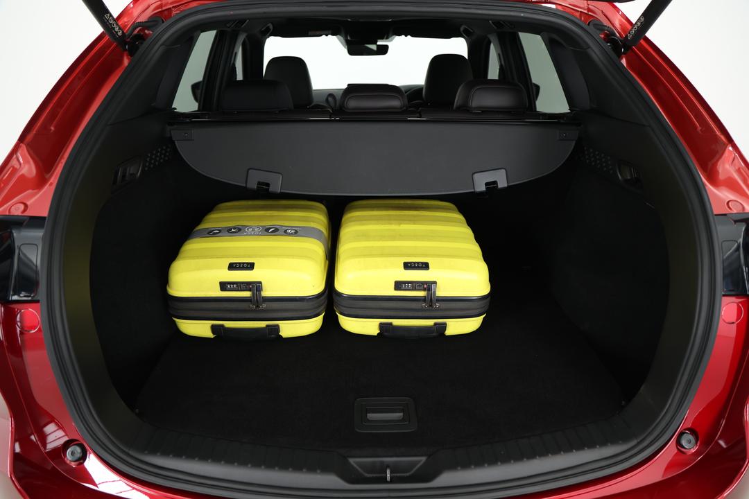 2022 Mazda CX-5 Akera (AWD), Automatic, 43441 km, Boot Inside View with Luggage