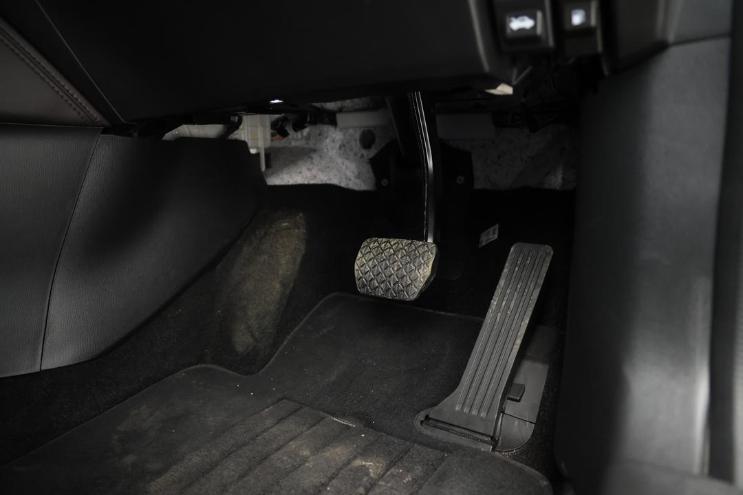 2022 Mazda CX-5 Akera (AWD), Automatic, 43441 km, Pedals and Footmat