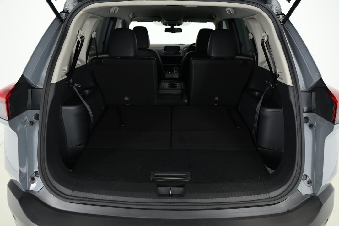 2023 Nissan X-trail St-l (4WD) 7 Seat, Automatic, 34671 km, Boot Inside View