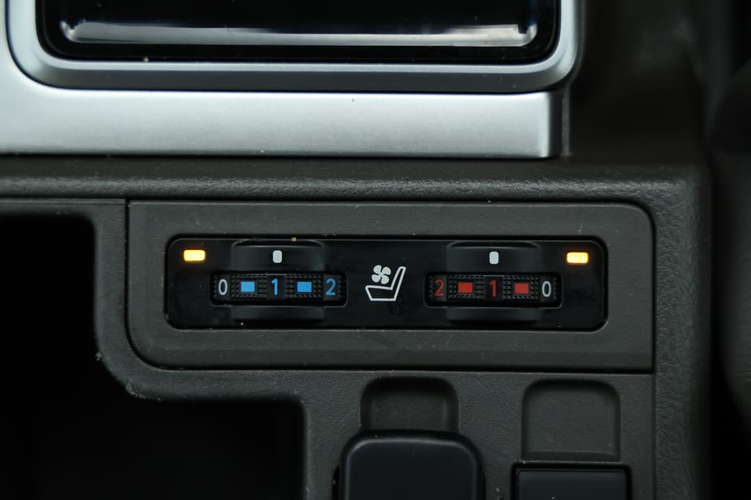 2022 Toyota Landcruiser Prado Vx, Automatic, 74086 km, Rear A/C Vent