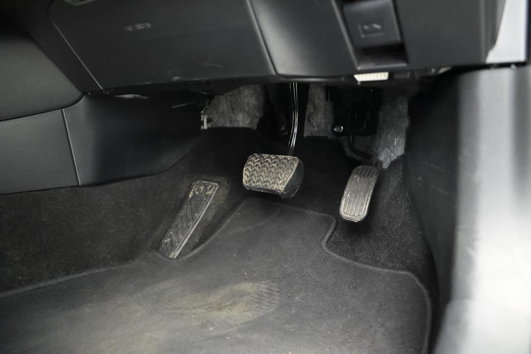 2024 Toyota Corolla Ascent Sport Hybrid, Automatic, 49326 km, Pedals and Footmat