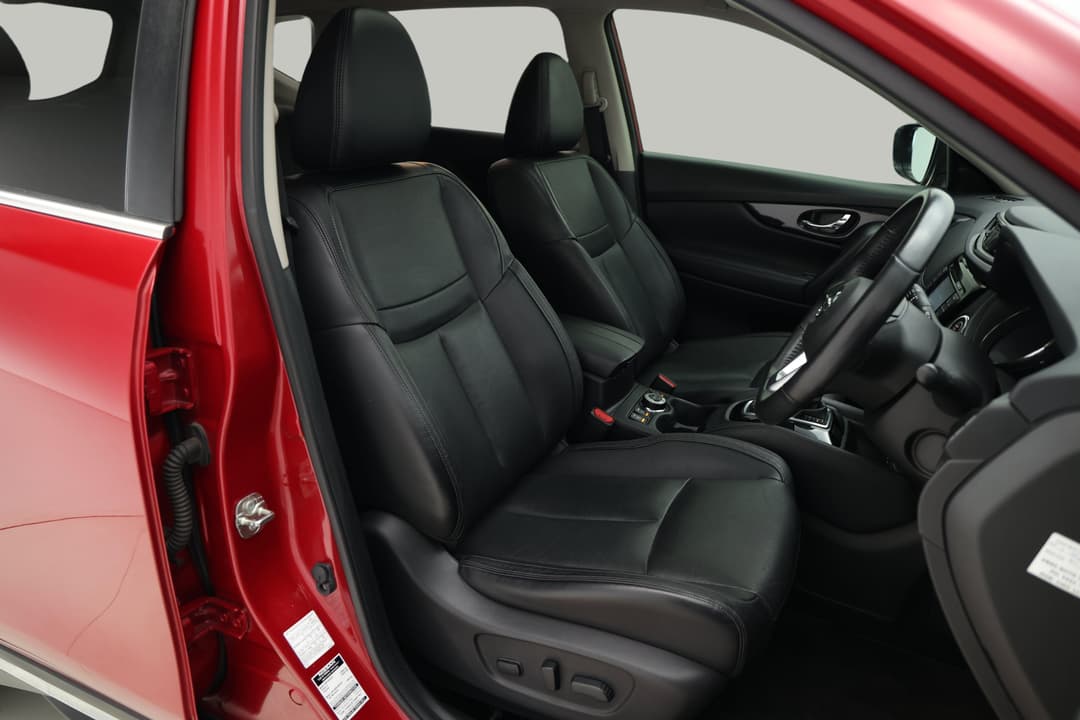 2019 Nissan X-trail Ti (4WD), Automatic, 69952 km, Right Side Front Door Cabin View