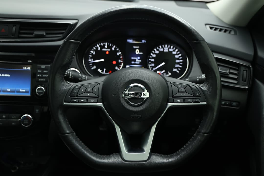 2019 Nissan X-trail Ti (4WD), Automatic, 69952 km, Steering Wheel Close-up