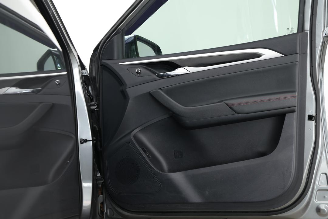 2021 LDV T60 Luxe (4x4), Automatic, 67772 km, Speaker View