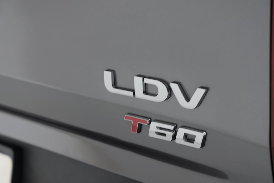 2021 LDV T60 Luxe (4x4), Automatic, 67772 km, Badge (Boot Right Side)