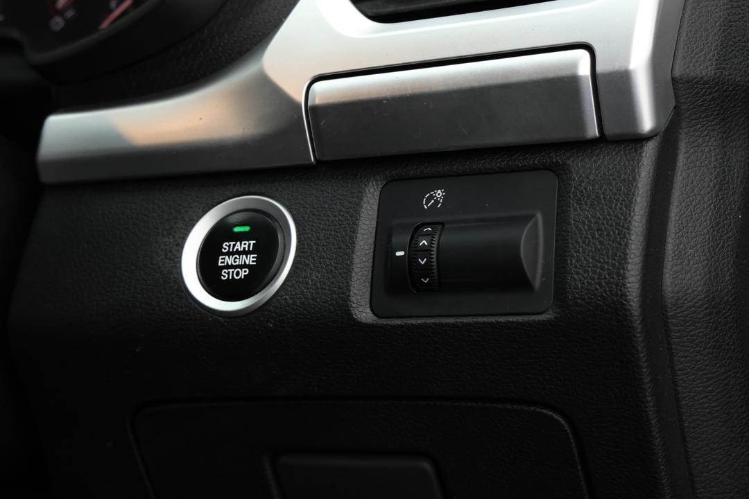 2021 LDV T60 Luxe (4x4), Automatic, 67772 km, Utility Switches/Buttons