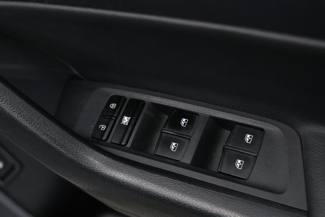 2021 LDV T60 Luxe (4x4), Automatic, 67772 km, Drivers Side Door Panel Controls