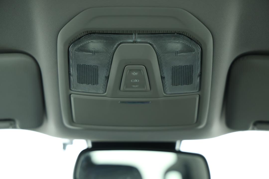 2021 LDV T60 Luxe (4x4), Automatic, 67772 km, On-Roof Controls/Sunglass holder