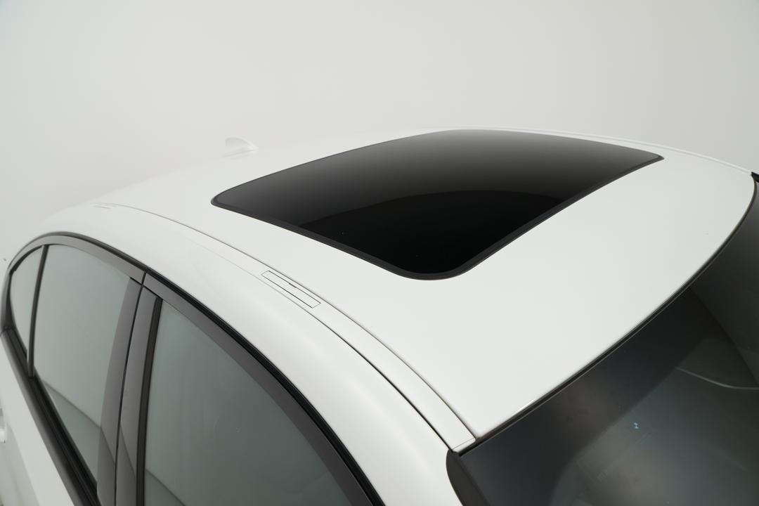 2022 BMW 3 30i M Sport, Automatic, 68408 km, Roof/Sunroof View