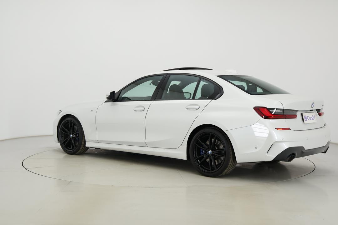 2022 BMW 3 30i M Sport, Automatic, 68408 km, Left Back Diagonal (45- Degree) View