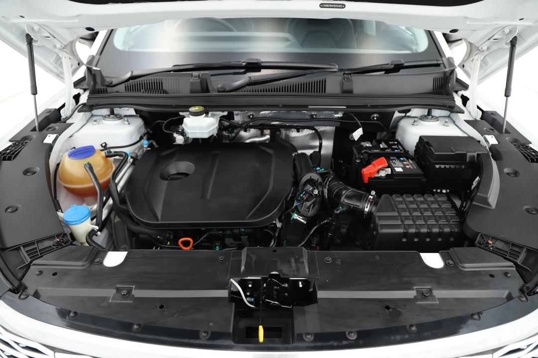 2023 Chery Omoda 5 Bx (basic Version), Automatic, 57251 km, Open Bonnet (Engine)