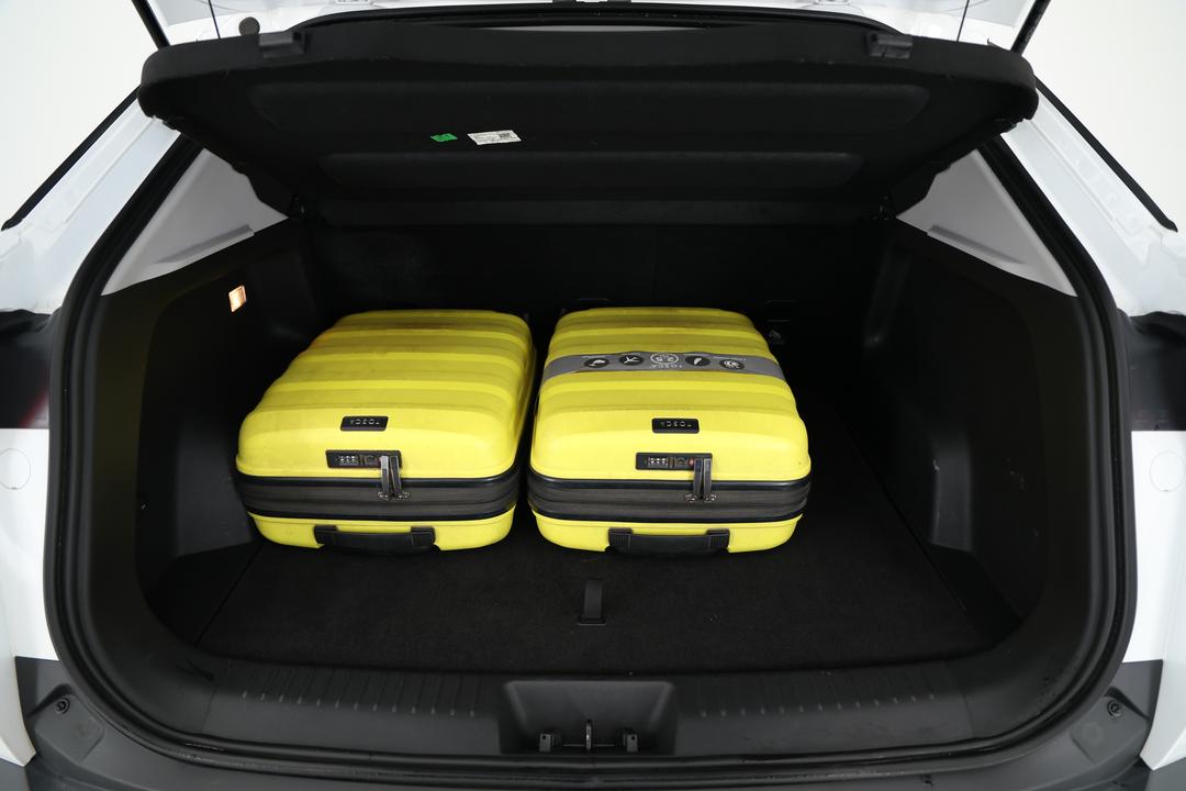 2023 Chery Omoda 5 Bx (basic Version), Automatic, 57251 km, Boot Inside View with Luggage