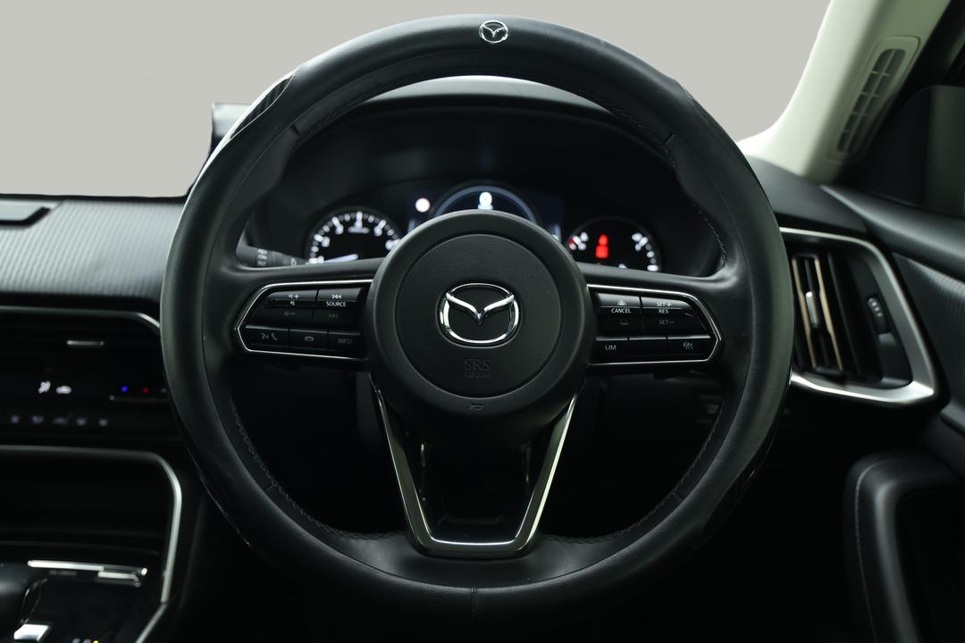 2024 Mazda Cx-80 G40e Pure, Automatic, 10908 km, Steering Wheel Close-up