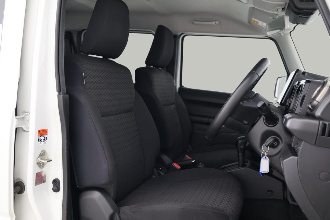 2023 Suzuki Jimny Xl, Automatic, 63038 km, Right Side Front Door Cabin View