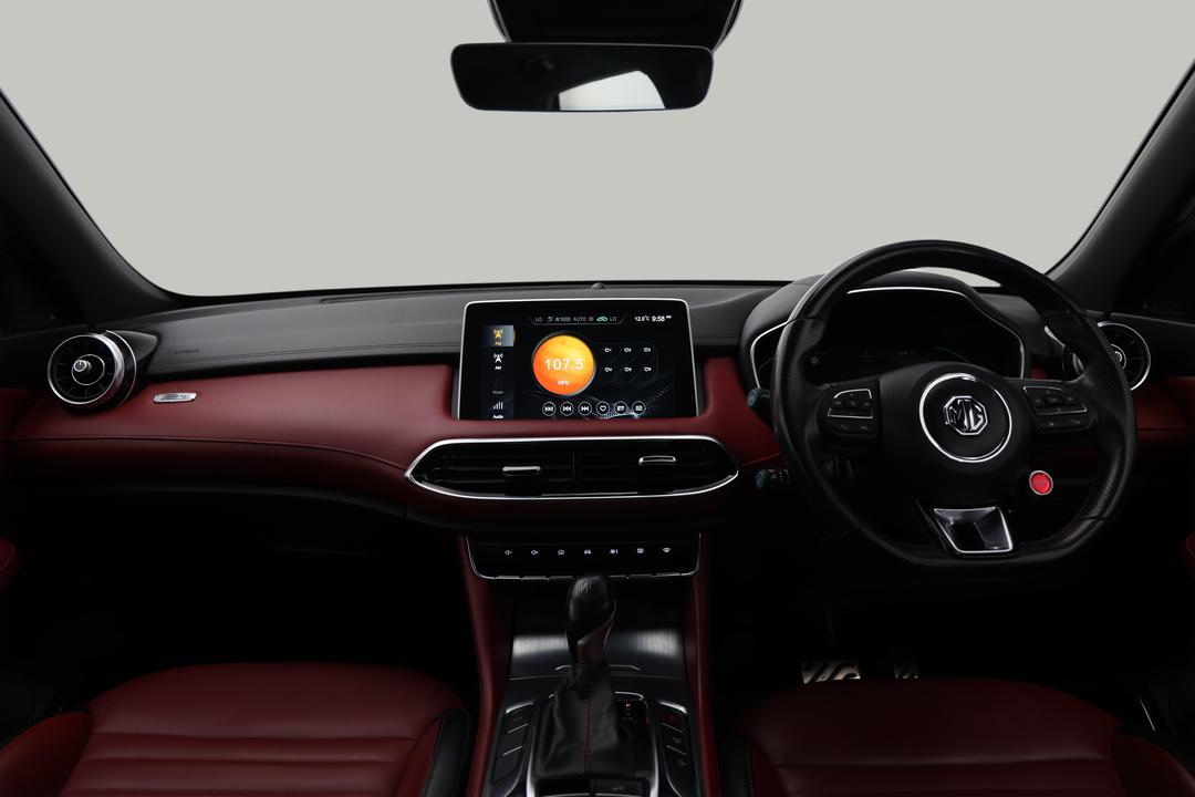 2021 MG HS Essence Anfield Edition, Automatic, 51869 km, Dashboard View