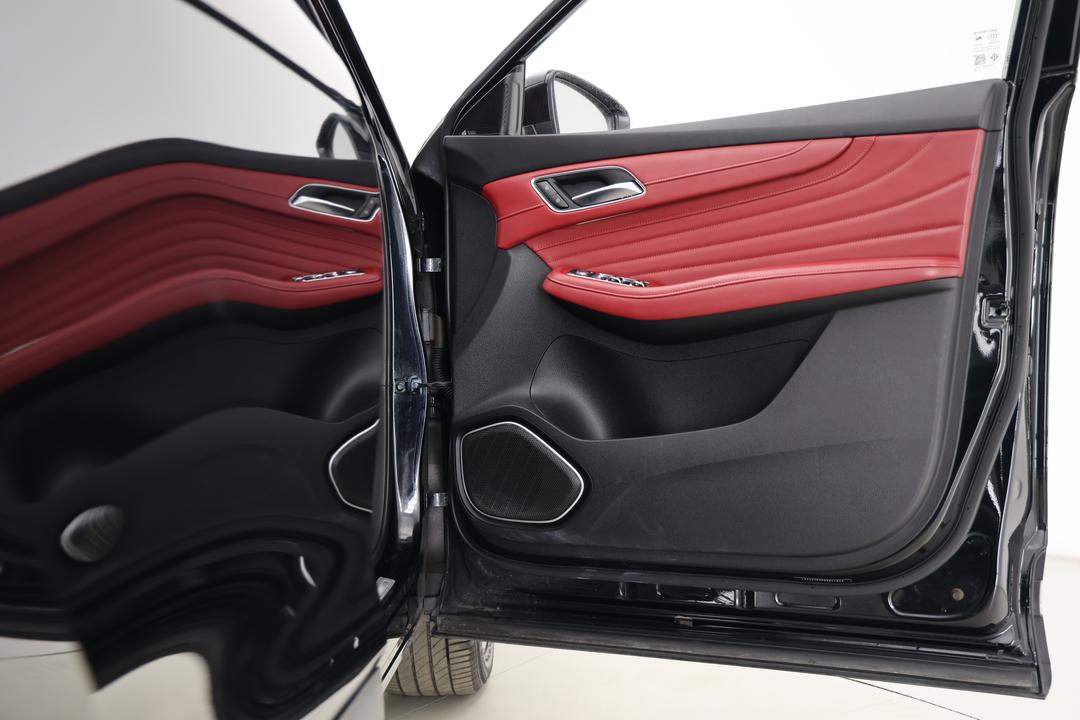 2021 MG HS Essence Anfield Edition, Automatic, 51869 km, Speaker View