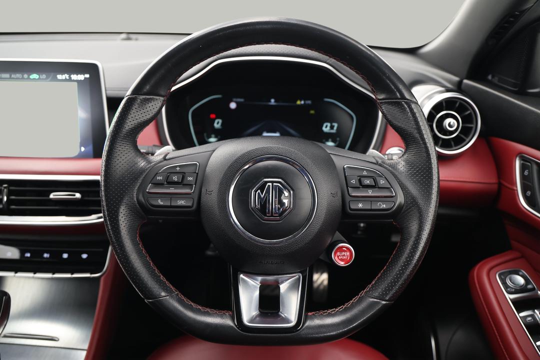2021 MG HS Essence Anfield Edition, Automatic, 51869 km, Steering Wheel Close-up
