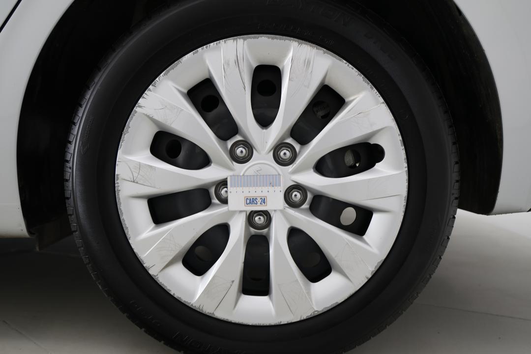 2024 Kia Cerato S Safety Pack, Automatic, 56785 km, Wheels Rim Rear LHS Gutter Rash