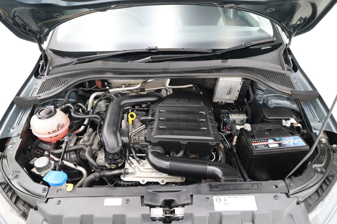 2018 SKODA Fabia 81 Tsi, Automatic, 108059 km, Open Bonnet (Engine)