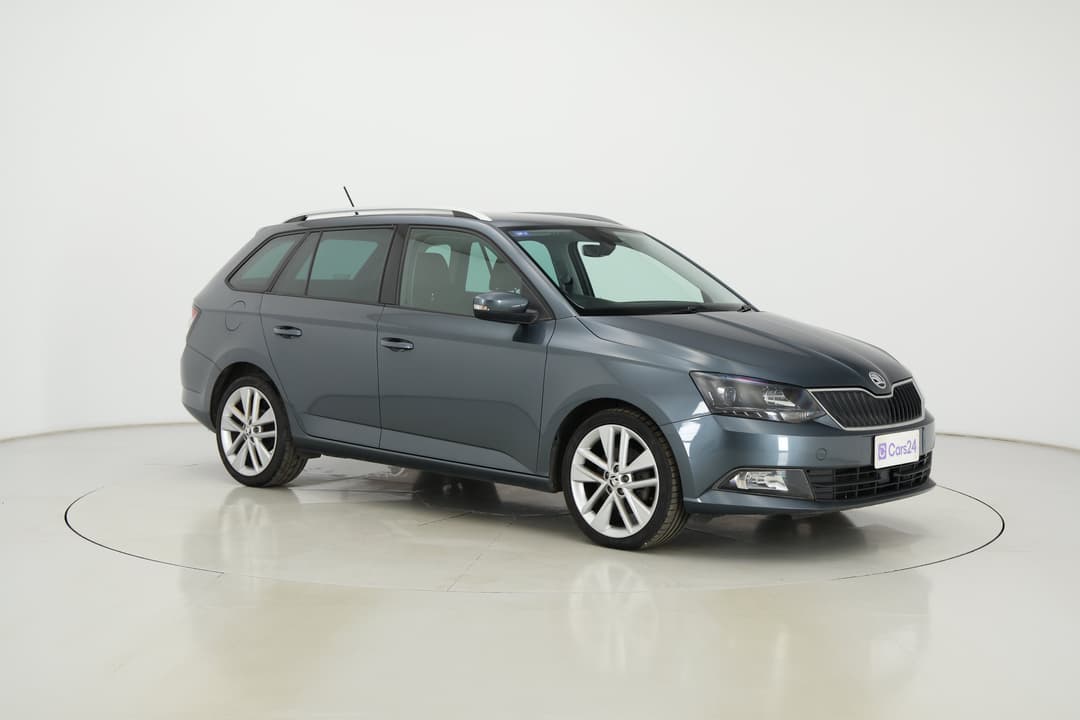 2018 SKODA Fabia 81 Tsi, Automatic, 108059 km, Right Front Diagonal (45- Degree) View
