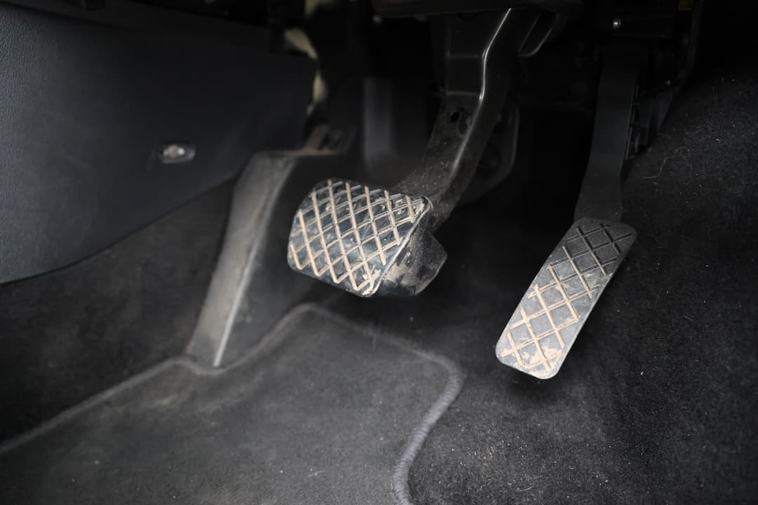 2018 SKODA Fabia 81 Tsi, Automatic, 108059 km, Pedals and Footmat