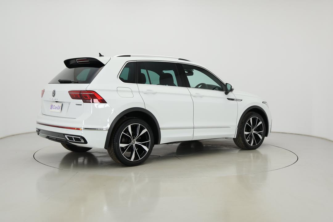 2021 Volkswagen Tiguan 162tsi R-line, Automatic, 58802 km, Right Back Diagonal (45- Degree) View