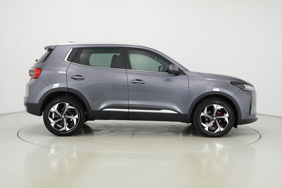 2025 Chery Tiggo 4 Pro Ultimate, Automatic, 13361 km, Right Side View