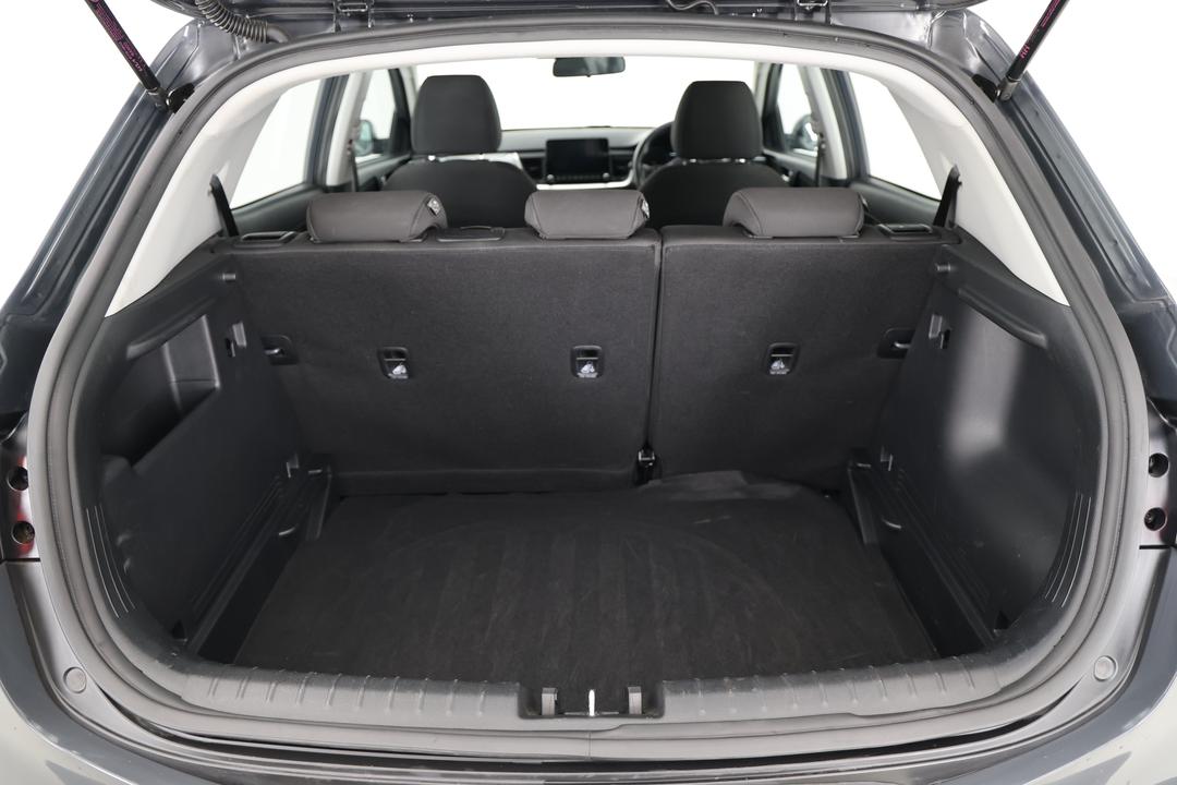 2022 Kia Stonic Sport, Automatic, 68308 km, Boot Inside View