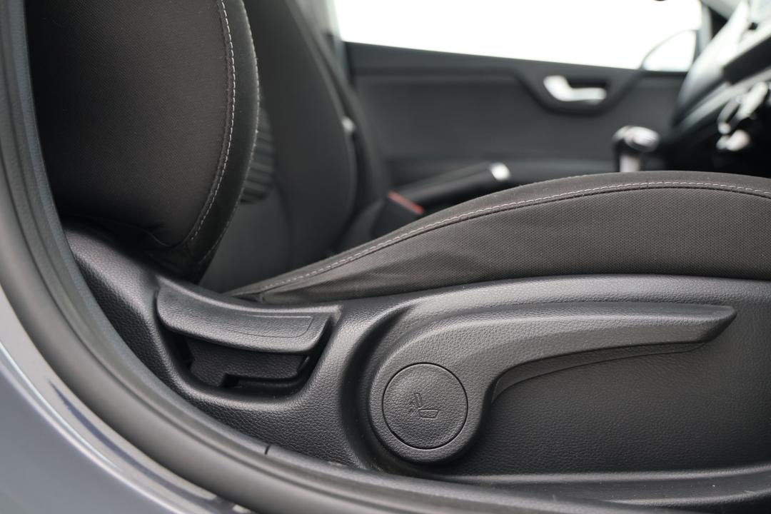 2022 Kia Stonic Sport, Automatic, 68308 km, Drivers Side Adjustment Panel