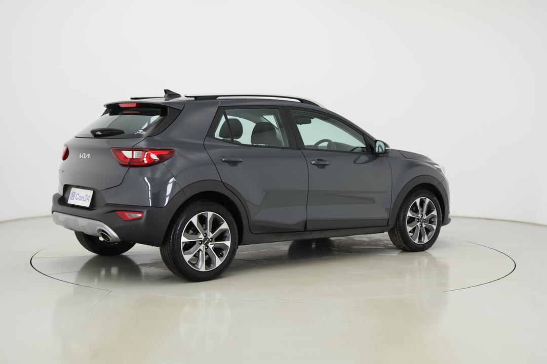 2022 Kia Stonic Sport, Automatic, 68308 km, Right Back Diagonal (45- Degree) View