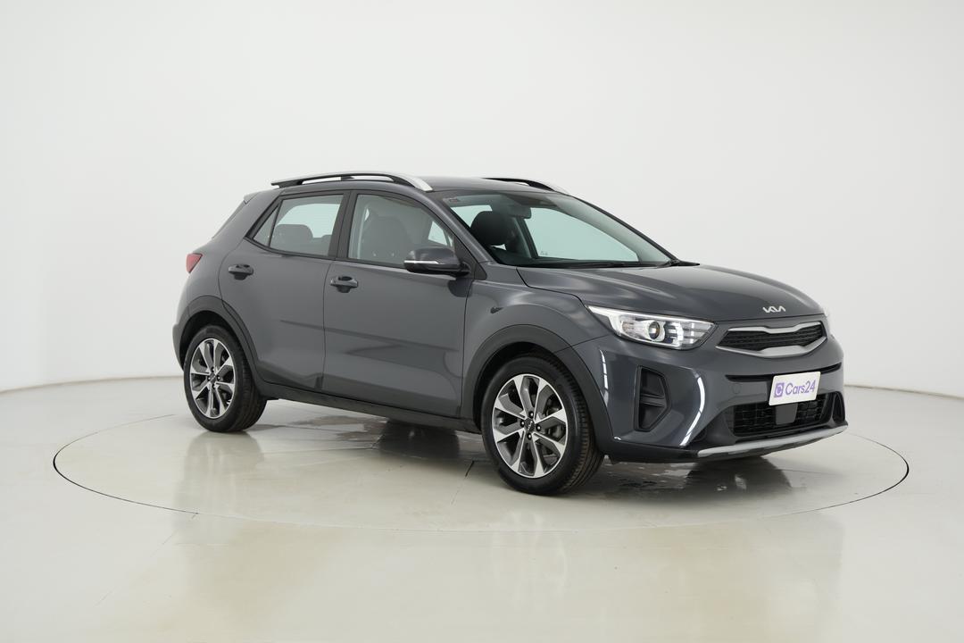 2022 Kia Stonic Sport, Automatic, 68308 km, Right Front Diagonal (45- Degree) View