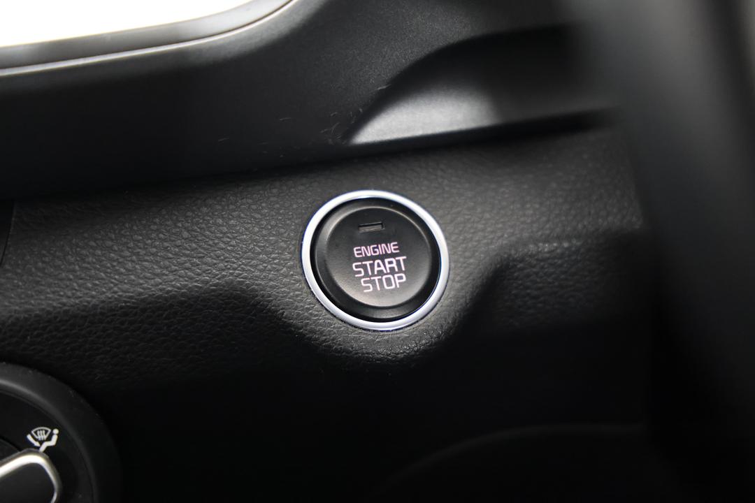 2022 Kia Stonic Sport, Automatic, 68308 km, Keyless / Button Start