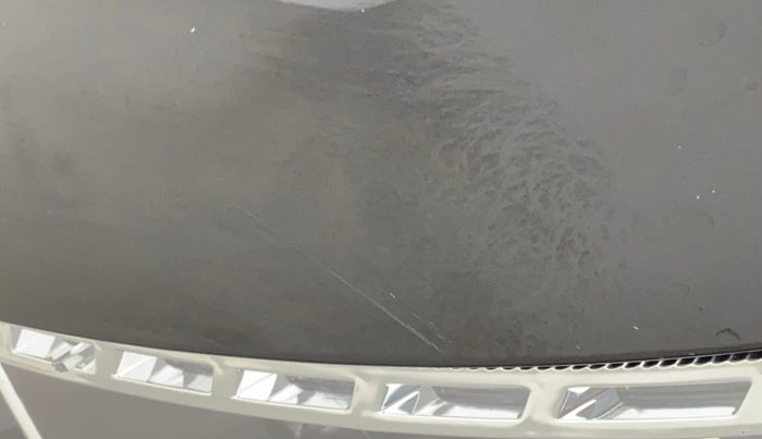 2018 Mahindra XUV500 W7 AT, Diesel, Automatic, 44,384 km, Bonnet (hood) - Minor scratches