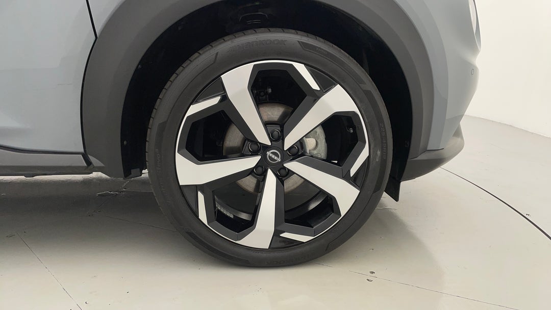 2023 Nissan Juke St-l, Automatic, 13311 km, Right Front Wheel