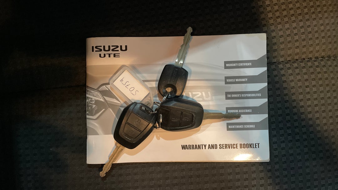 2019 Isuzu MU-X Ls-m (4x4), Automatic, 92842 km, Key Close-up