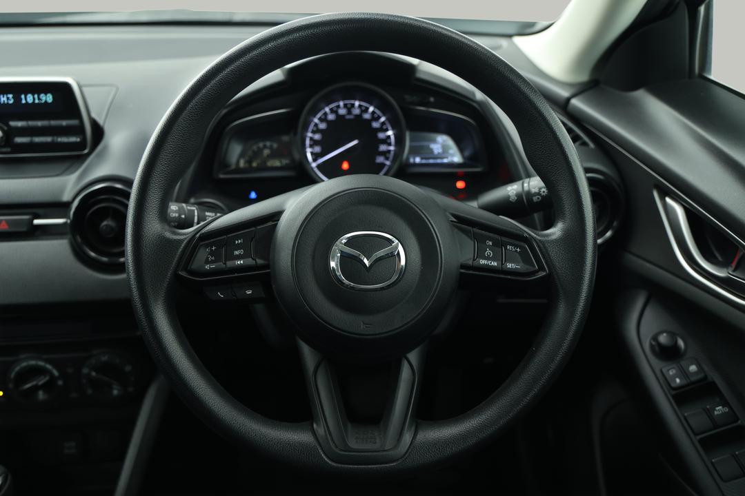 2017 Mazda CX-3 Neo (FWD), Automatic, 132185 km, Steering Wheel Close-up