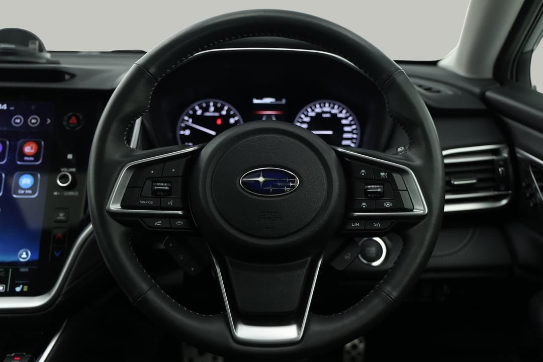 2022 Subaru Outback AWD Touring, Automatic, 52045 km, Steering Wheel Close-up