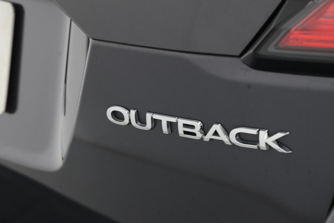 2022 Subaru Outback AWD Touring, Automatic, 52045 km, Badge (Boot Right Side)