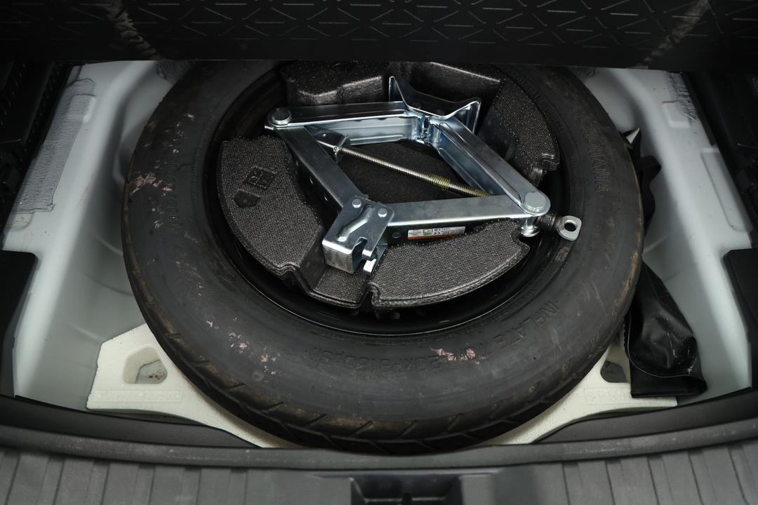 2023 Toyota RAV4 Gx (2WD), Automatic, 68948 km, Spare Wheel