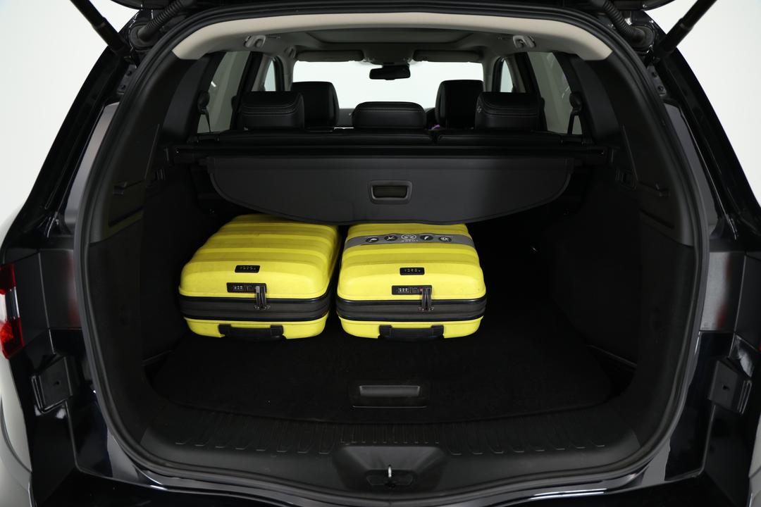 2019 Renault Koleos Intens X-tronic (4x2), Automatic, 89182 km, Boot Inside View with Luggage