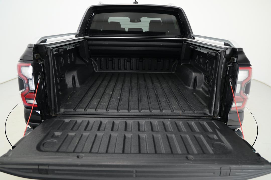 2023 Ford Ranger Wildtrak 3.0 (4x4), Automatic, 41736 km, Boot Inside View