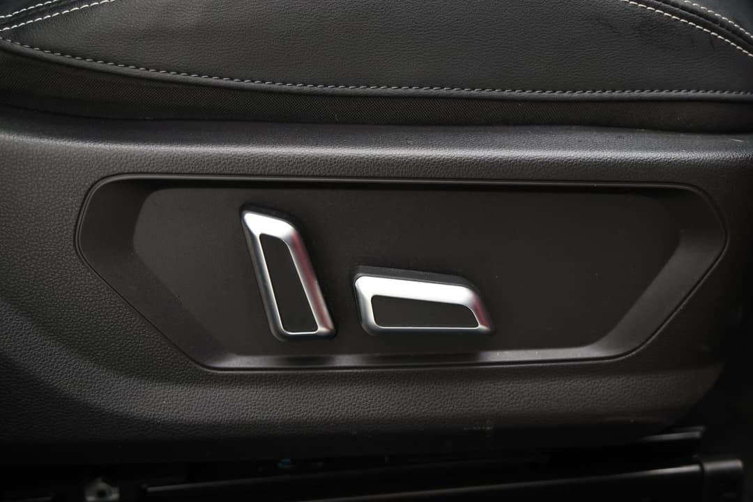 2022 GWM Haval Jolion Ultra, Automatic, 29418 km, Drivers Side Adjustment Panel