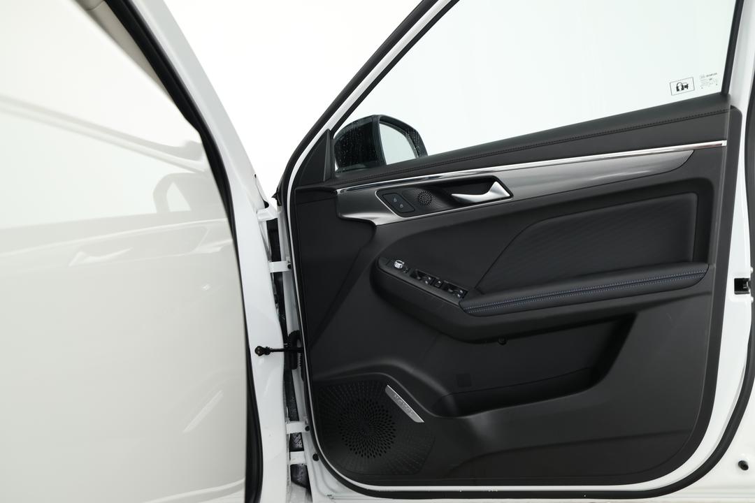 2025 GWM Haval Jolion Premium, Automatic, 5853 km, Speaker View
