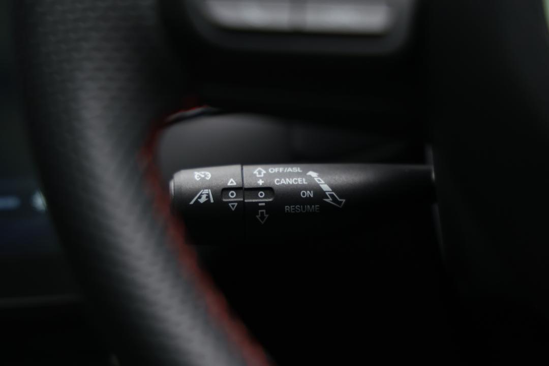 2024 MG Zst Essence, Automatic, 16732 km, Cruise Control