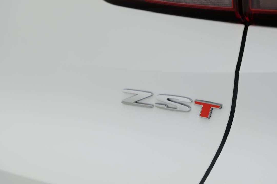 2024 MG Zst Essence, Automatic, 16732 km, Badge (Boot Right Side)