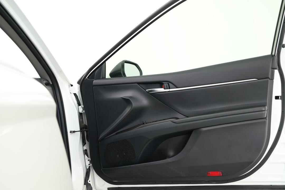 2024 Toyota Camry Ascent, Automatic, 49496 km, Speaker View