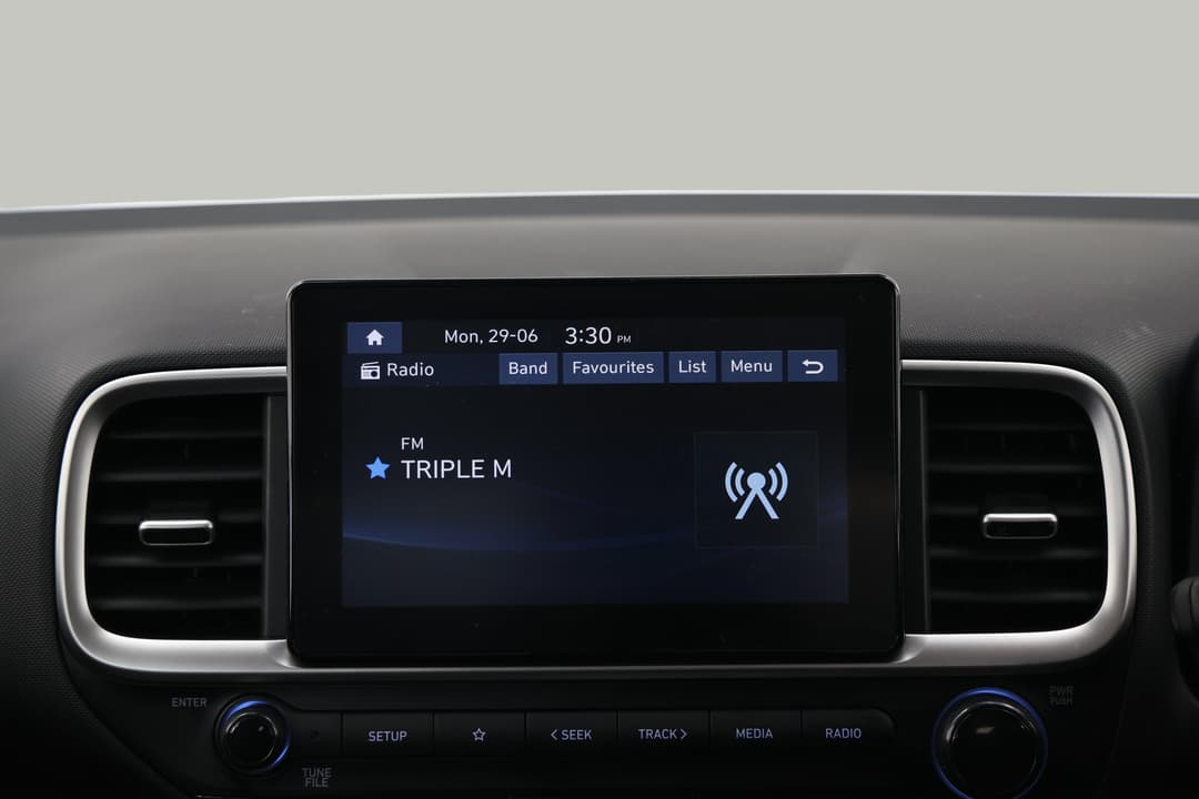 2025 Hyundai Venue Venue, Automatic, 30295 km, Infotainment System