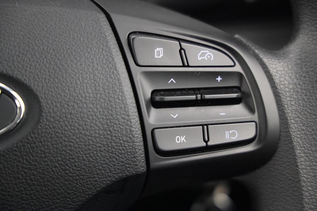 2025 Hyundai Venue Venue, Automatic, 30205 km, Cruise Control