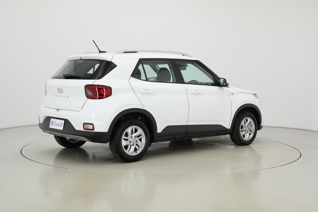 2025 Hyundai Venue Venue, Automatic, 30205 km, Right Back Diagonal (45- Degree) View